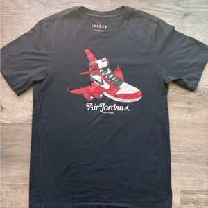 Vintage Jordan J1’s Short Sleeve Tee Sz.S